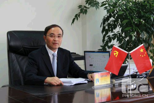 校長、黨委副書記　王世倫教授