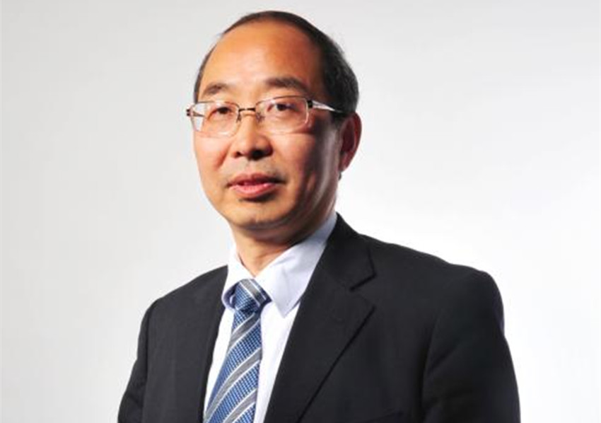 黨委書記　黃天貴教授